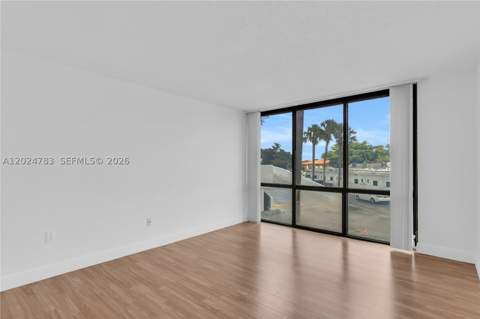 13951 Kendale Lakes Cir 208A, Miami FL - photo 18 of 45