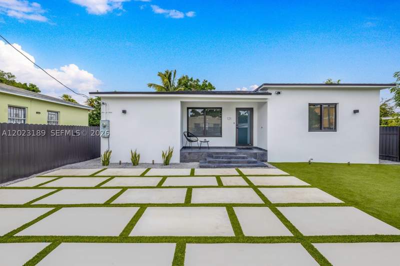 5 bedroom SingleFamilyResidence at 121 NW 53rd St, Railway Shops Addn 2nd Am, Miami — photo 2