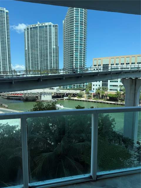 31 SE 5th St 705, Miami FL - photo 13 of 17