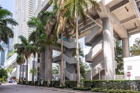 31 SE 5th St 705, Miami FL - photo 9 of 17