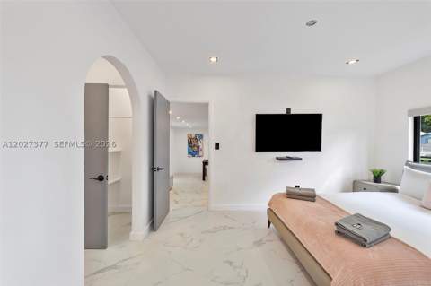 501 NW 46th St, Miami FL - photo 13 of 39