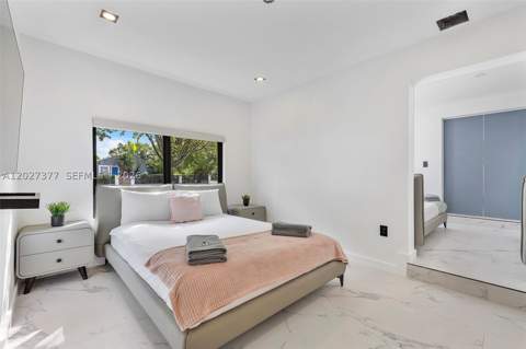 501 NW 46th St, Miami FL - photo 18 of 39