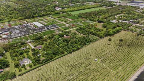 25800 SW 199th Ave, Homestead FL - photo 7 of 37