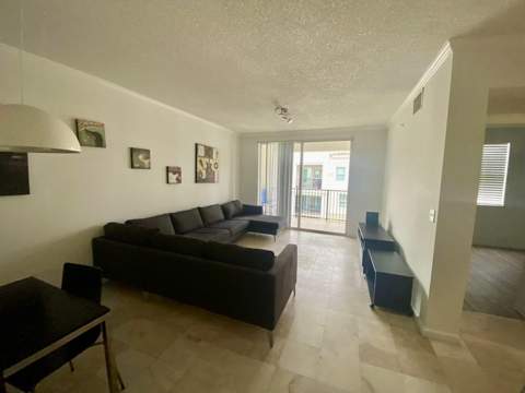 17100 N Bay Road 1911, Sunny Isles Beach FL - photo 8 of 20