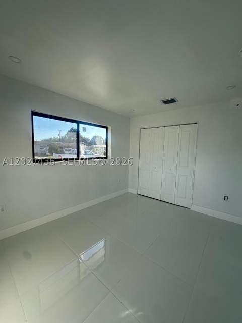 2041 NW 190th Ter, Miami Gardens FL - photo 14 of 21