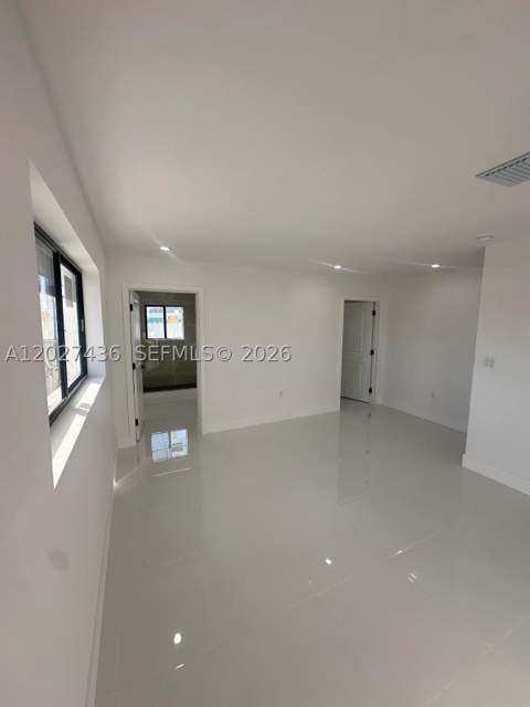 2041 NW 190th Ter, Miami Gardens FL - photo 7 of 21