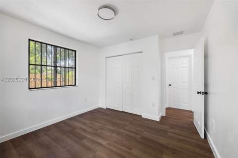 10204 SW 173rd St, Miami FL - photo 12 of 28