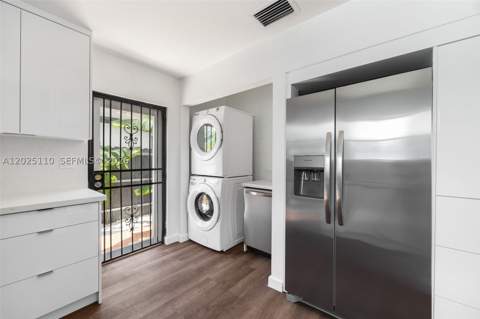 10204 SW 173rd St, Miami FL - photo 9 of 28