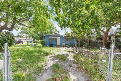 2476 NW 15th Street, Miami FL - photo 14 of 14