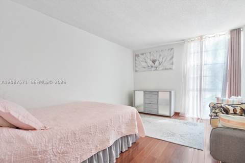 20400 W Country Club Dr 214, Aventura FL - photo 18 of 28