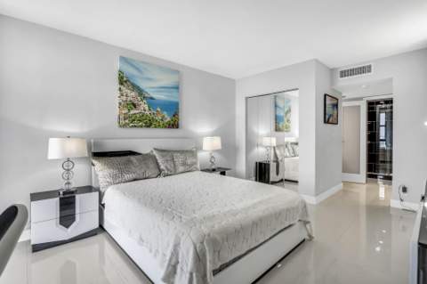 20335 W Country Club Drive 1901, Aventura FL - photo 11 of 74