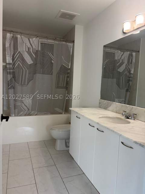 133 NE 2nd Ave 913, Miami FL - photo 10 of 11