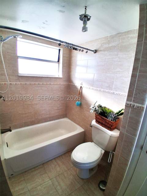 1770 NE 191st St 813-1, Miami FL - photo 23 of 34