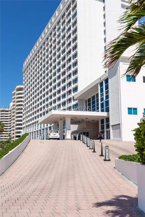 5445 Collins Ave 1105, Miami Beach FL - photo 16 of 29