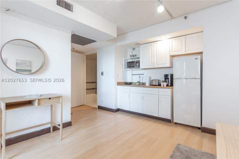 5445 Collins Ave 1105, Miami Beach FL - photo 18 of 29