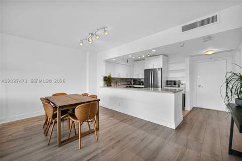 5700 Collins Ave 5J, Miami Beach FL - photo 11 of 43
