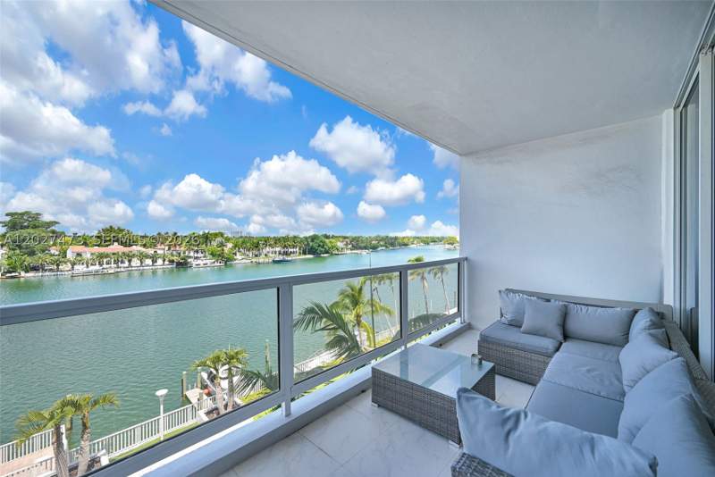 1 bedroom Condominium at 5700 Collins Ave 5J, Seacoast 5700 Condo, Miami Beach — photo 3