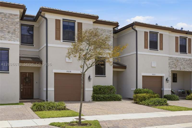 3 bedroom Townhouse at 10218 SW 231st Ln, Enclave South Phase 1, Cutler Bay — photo 4