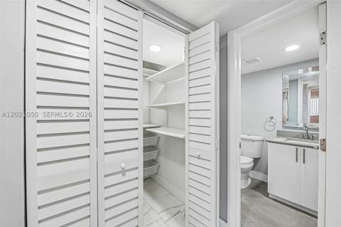 6575 W 4th Ave 507, Hialeah FL - photo 15 of 20