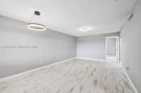 6575 W 4th Ave 507, Hialeah FL - photo 8 of 20