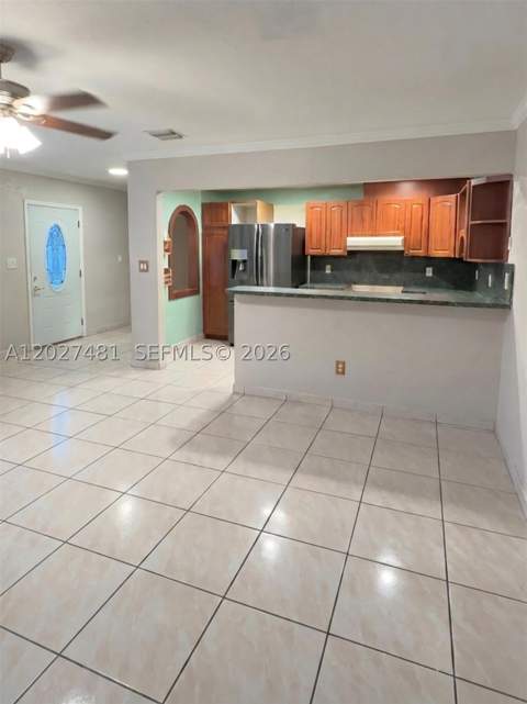 1300 NE 203rd St, Miami FL - photo 7 of 40