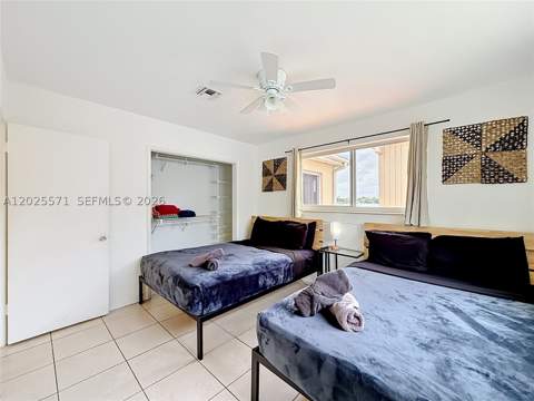 2501 NE 209th Ter, Miami FL - photo 21 of 47