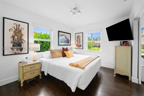 39 Montilla Ave, Coral Gables FL - photo 14 of 33