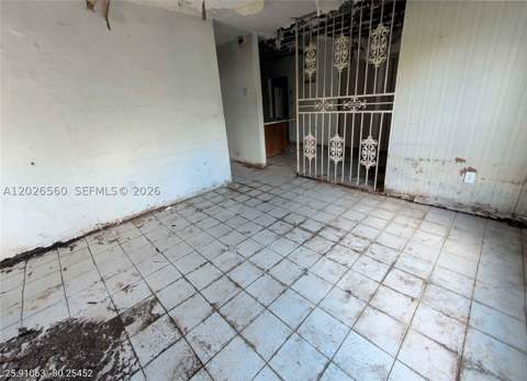 820 Curtiss Dr, Opa Locka FL - photo 10 of 23