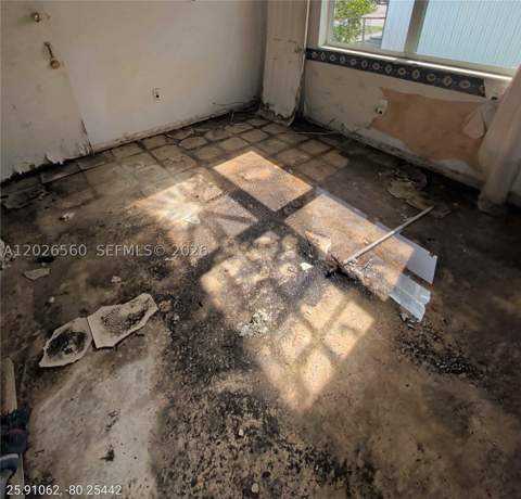 820 Curtiss Dr, Opa Locka FL - photo 18 of 23