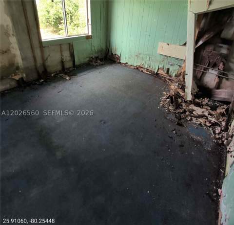 820 Curtiss Dr, Opa Locka FL - photo 21 of 23