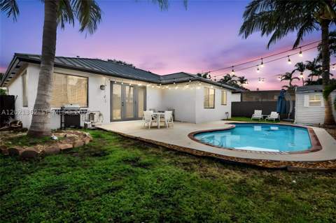 8892 NW 167th St, Miami Lakes FL - photo 7 of 76