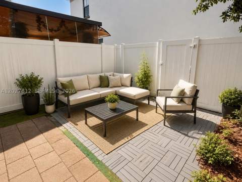 3342 W 104th Ter, Hialeah FL - photo 17 of 44