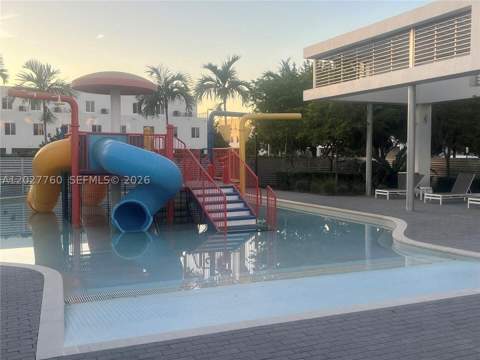 6310 NW 103rd Pl 202, Doral FL - photo 9 of 53