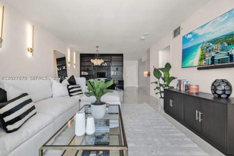 90 Alton Rd 2207, Miami Beach FL - photo 6 of 24