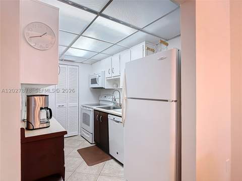 201 178th Dr 315, Sunny Isles Beach FL - photo 19 of 49