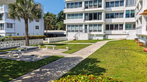 10240 Collins Ave 207, Bal Harbour FL - photo 23 of 28