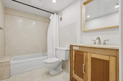 661 NE 195th Street 310, Miami FL - photo 13 of 19