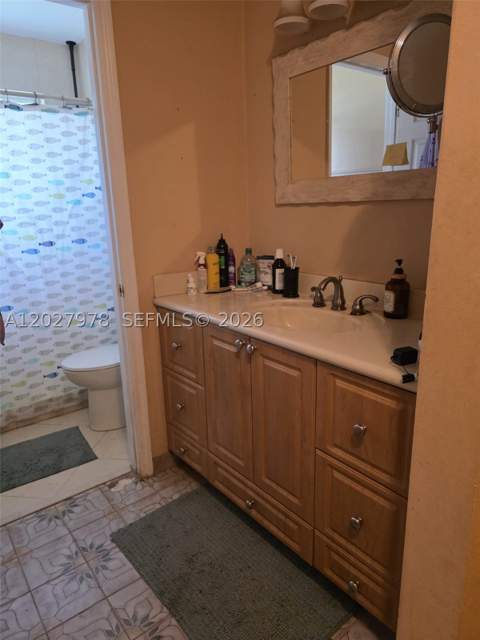 16825 NW 74th Ave, Hialeah FL - photo 11 of 19