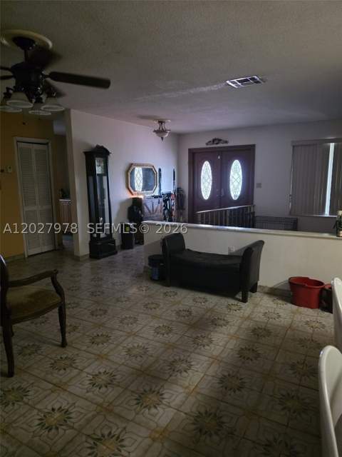 16825 NW 74th Ave, Hialeah FL - photo 6 of 19
