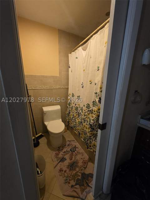 16825 NW 74th Ave, Hialeah FL - photo 9 of 19
