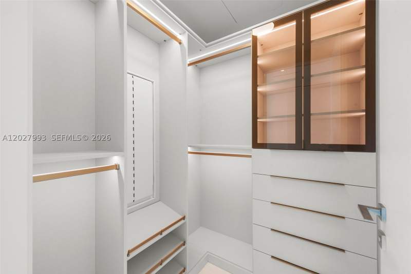 2 bedroom Condominium at 300 Biscayne Boulevard Way 3905W, Aston Martin Residences, Miami — photo 4