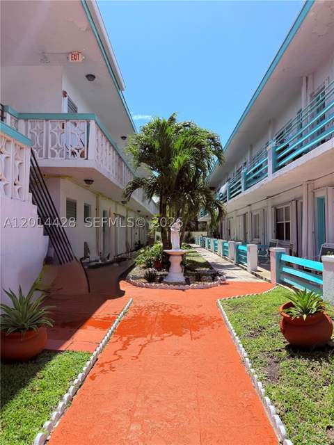 6490 Collins Ave 14, Miami Beach FL - photo 11 of 19