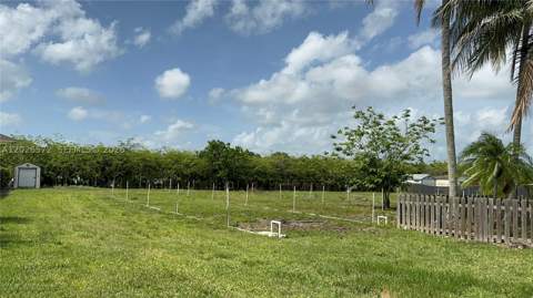 19505 SW 272nd St, Homestead FL - photo 9 of 24