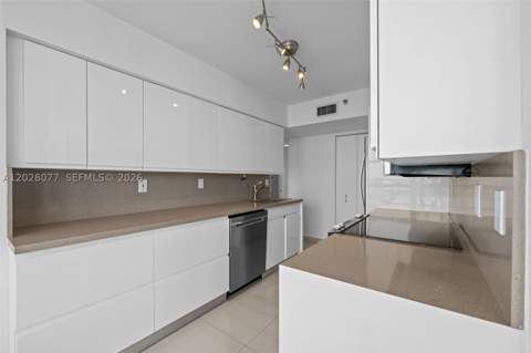 19195 NE 36th Ct 2705, Aventura FL - photo 13 of 27