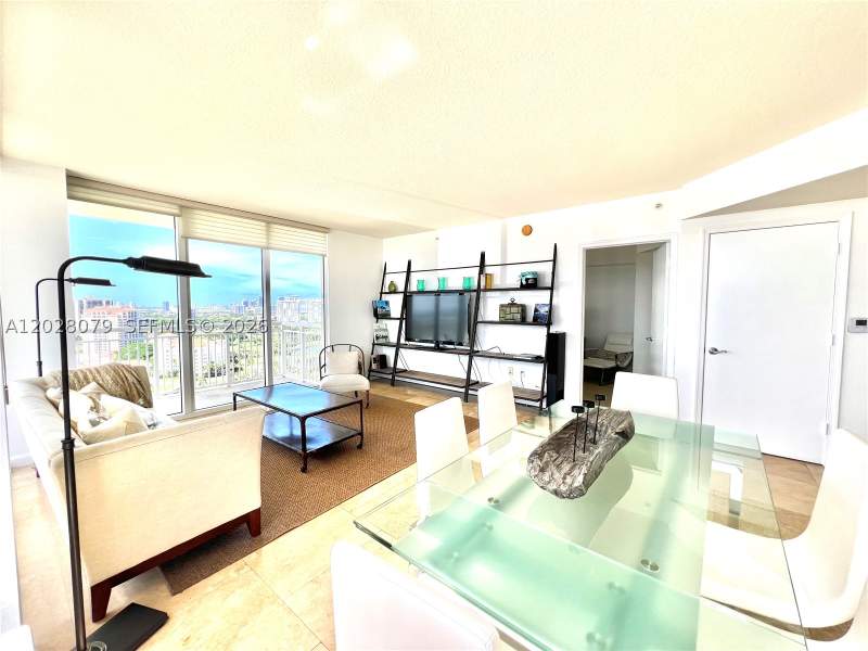 2 bedroom Condominium at 19501 W Country Club Dr 2313, Turnberry On The Green Co, Aventura — photo 2