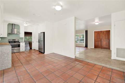 6980 SW 104th St, Pinecrest FL - photo 14 of 42