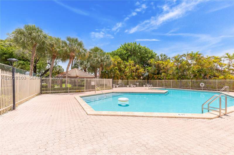 2 bedroom Townhouse at 9055 SW 149th Pl, Kendall Walk, Miami — photo 3
