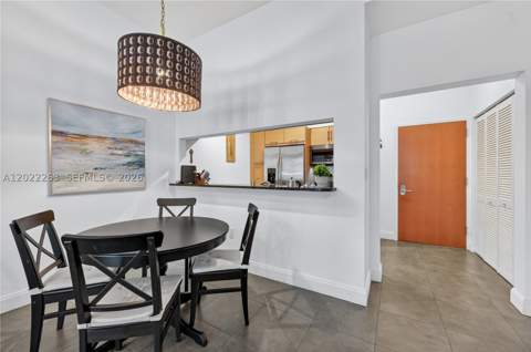 31 SE 5th St 203, Miami FL - photo 11 of 76