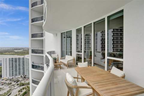 15901 Collins Ave 2807, Sunny Isles Beach FL - photo 17 of 48