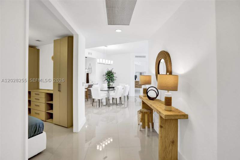 3 bedroom Condominium at 15901 Collins Ave 2807, Tdr Tower II Condo, Sunny Isles Beach — photo 4